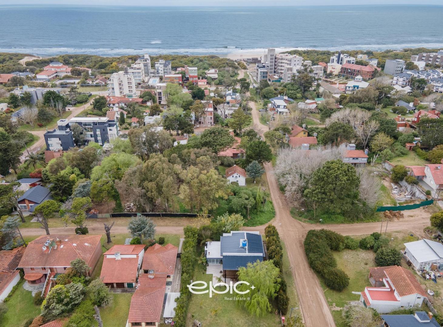 Foto de Terreno multifamiliar en Venta Mar de ostende Pinamar, imagen 4