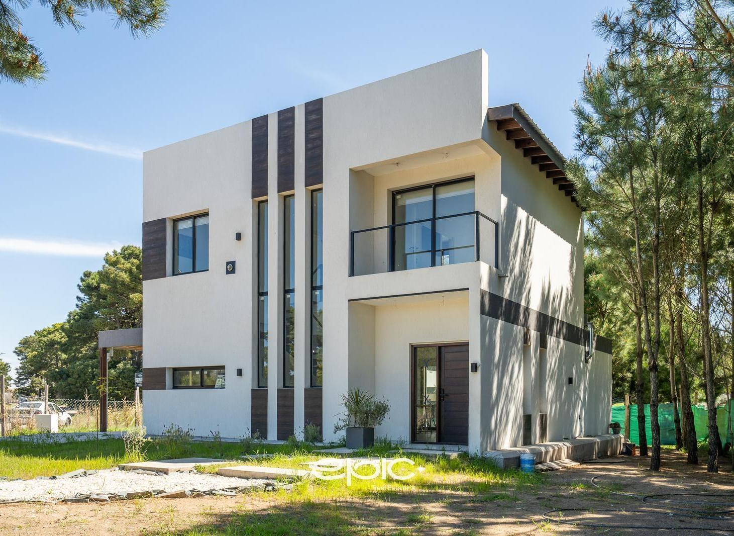 Foto de Casa 4 ambientes en venta en Pinamar, imagen 1