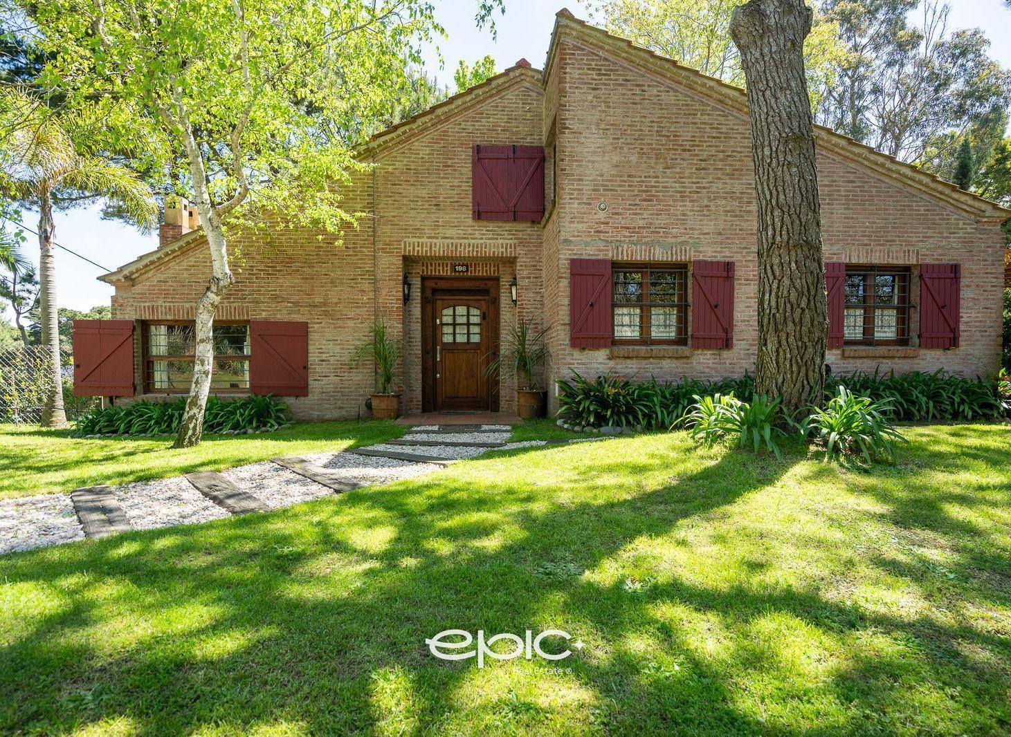 Foto de Casa en venta 4 amb en Valeria del Mar con gas natural, imagen 1