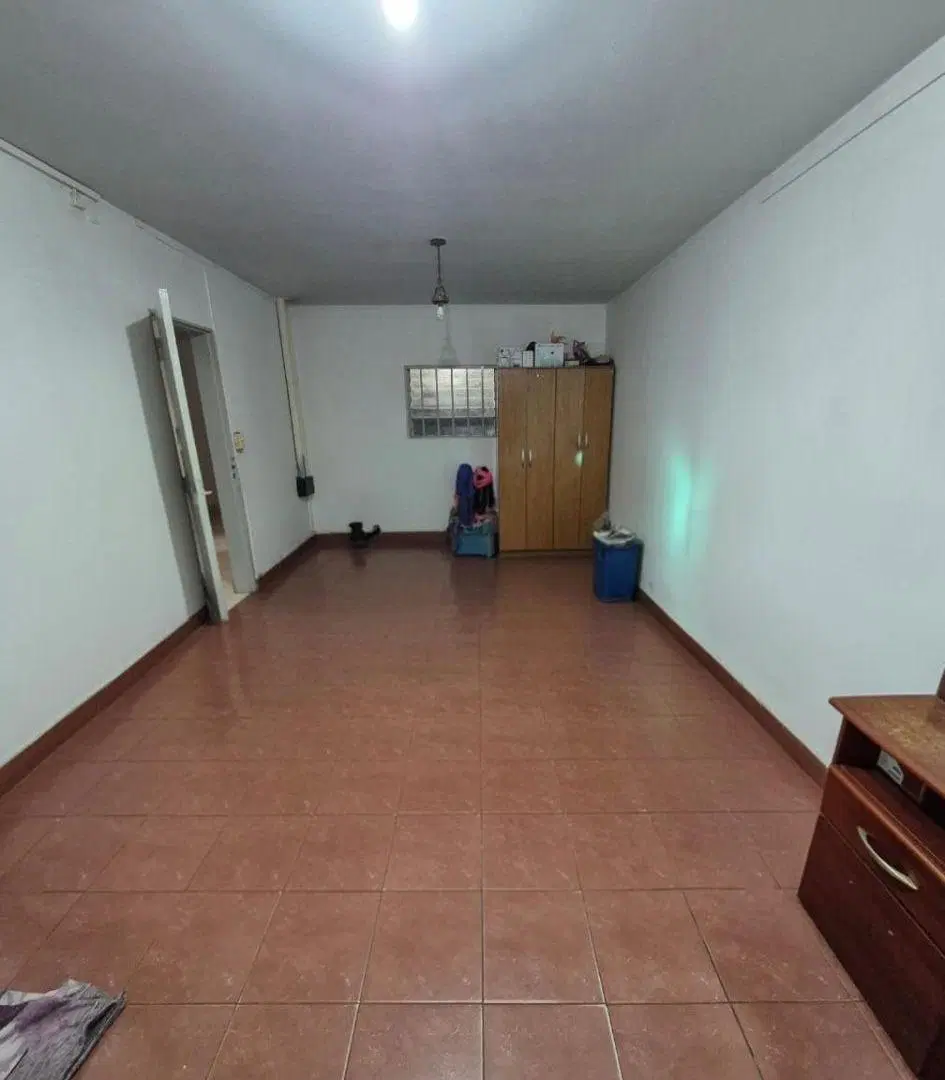 VENDO CASA EN MUY BUEN ESTADO DE CONSERVACIÓN EN JOSÉ IGNACIO DIAZ PRIMERA SECCIÓN 4