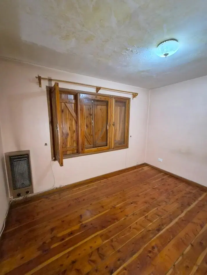 Casa de 142m2 a metros de Pioneros - Km 2,300 4
