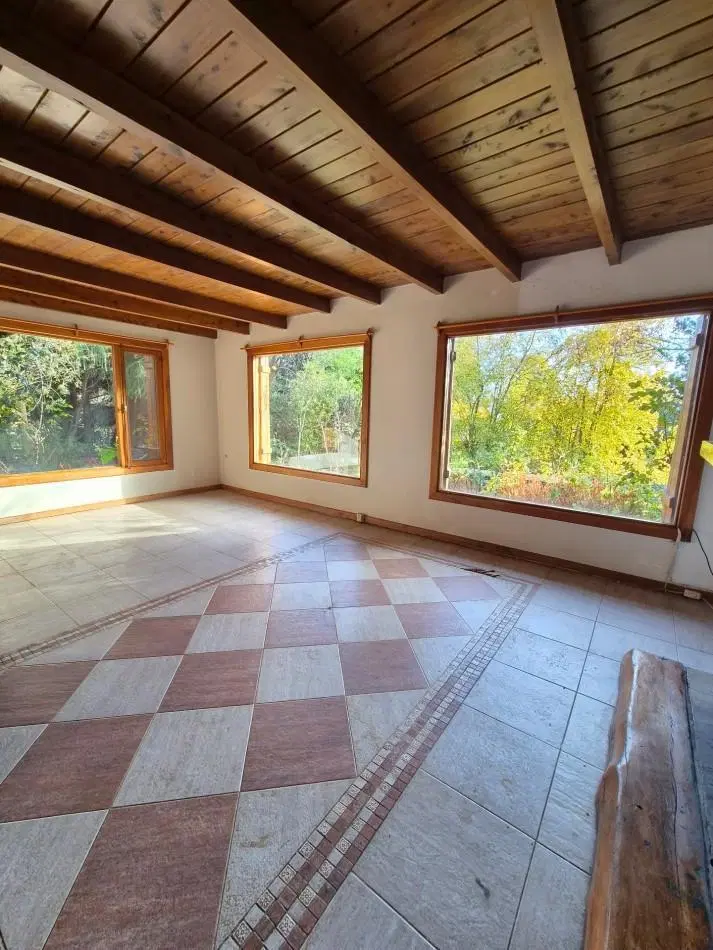 Casa de 142m2 a metros de Pioneros - Km 2,300 8
