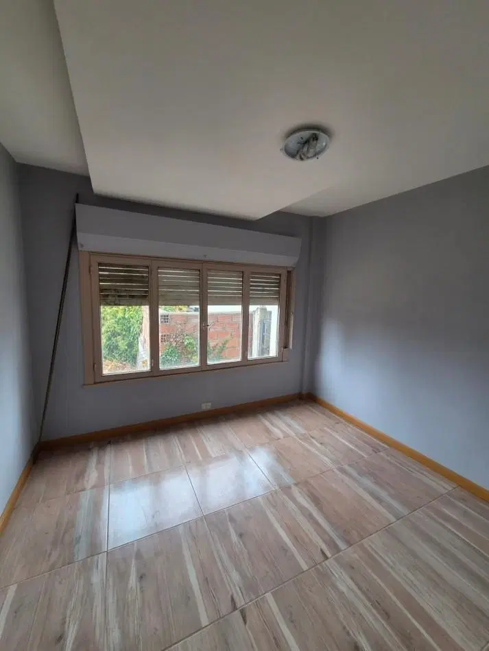 EN ALQUILER: Departamento Centrico Ideal para Oficinas y Uso Profesional 4