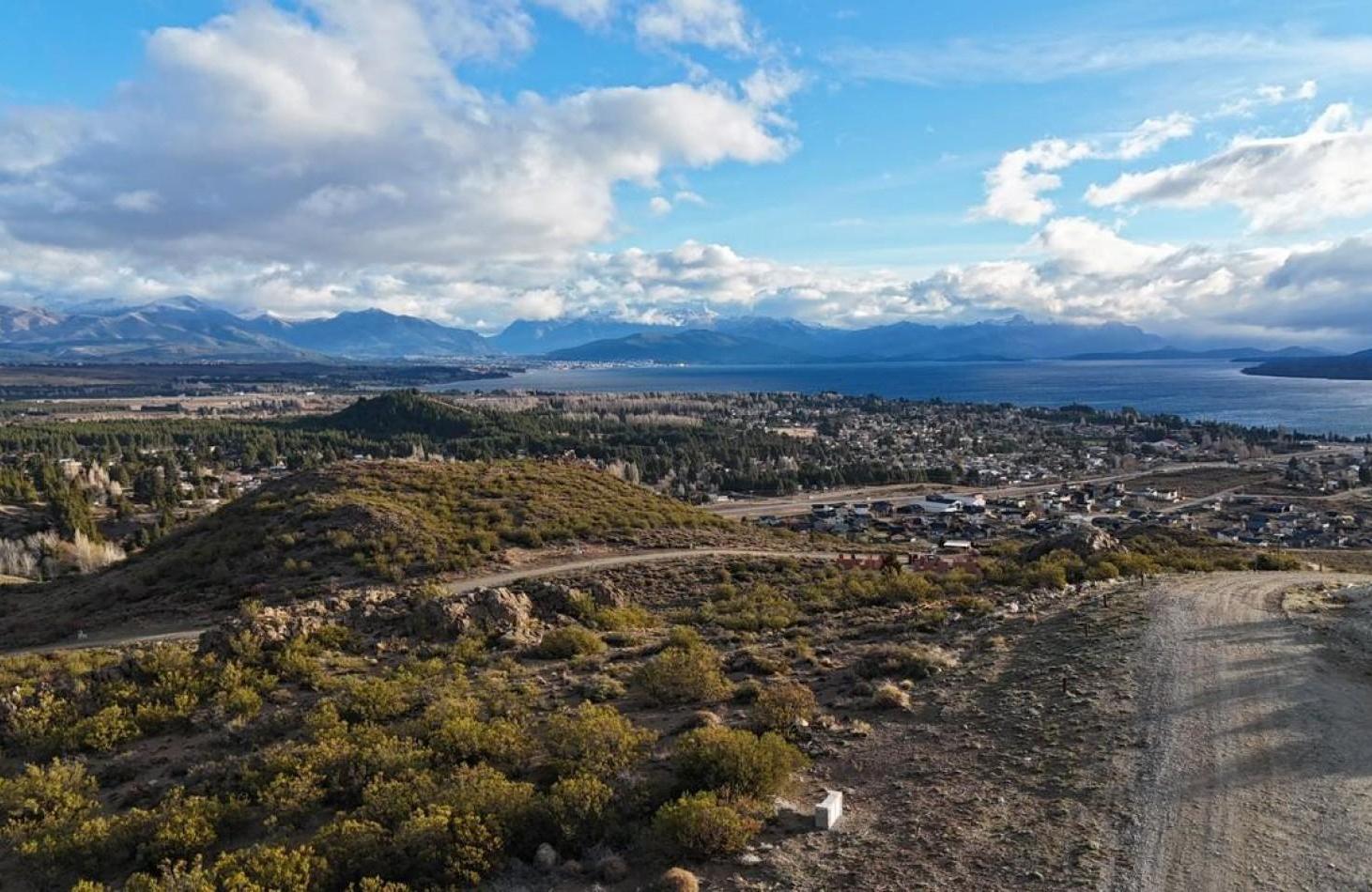 Foto de Venta de lote en Barrancas de Dina Huapi con vista, imagen 2