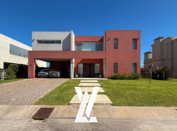 Casa en 6 amb en venta en Las Golondrinas - Hudson 1