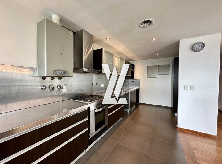 Departamento 4 amb en alquiler en Quilmes centro c/ cochera 4