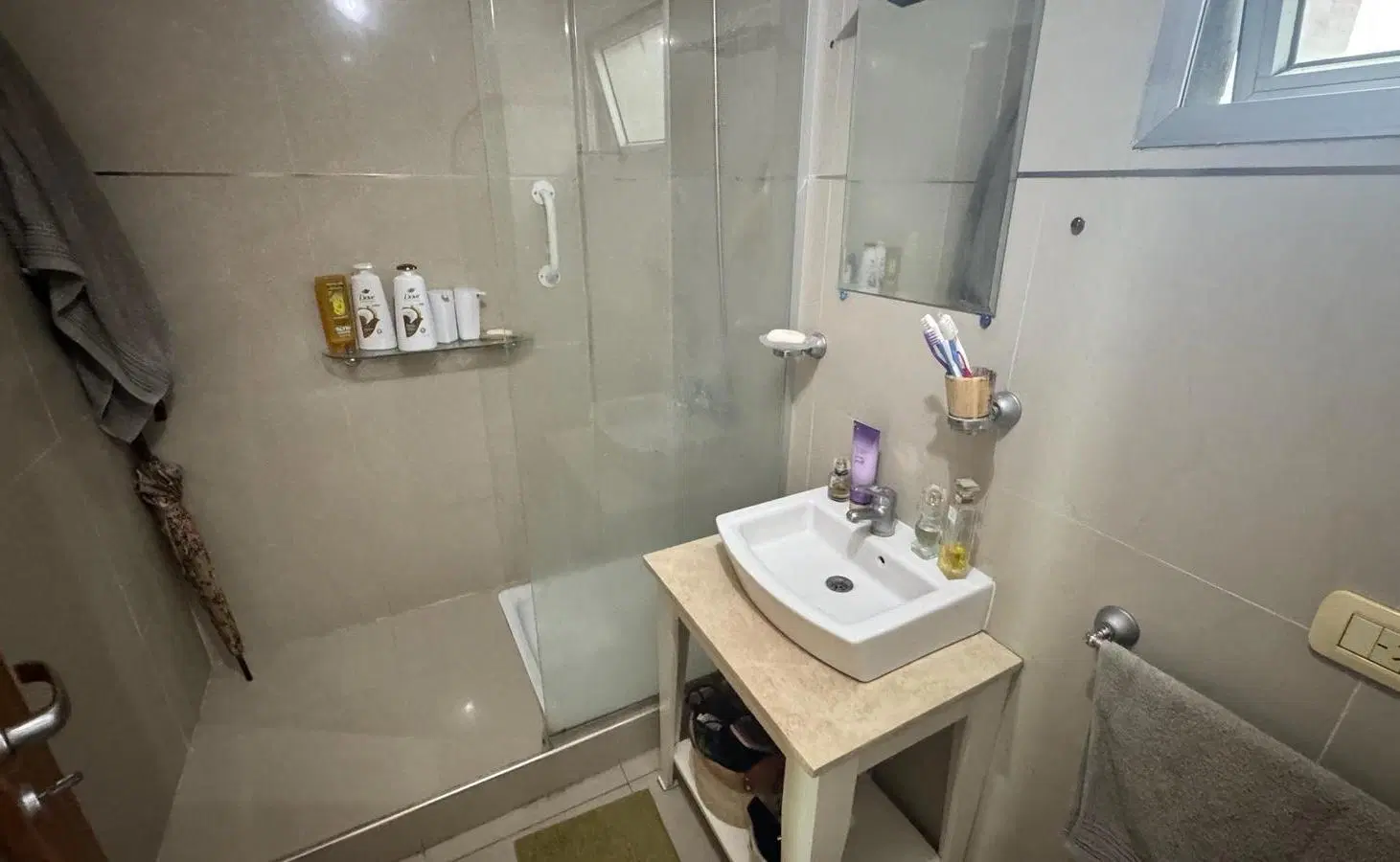 Apto Monoambiente con División en Alquiler Moderno con Balcón en Caballito 2