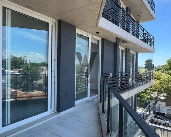 Moderno Departamento 2 ambientes en Alquiler en Quilmes 4