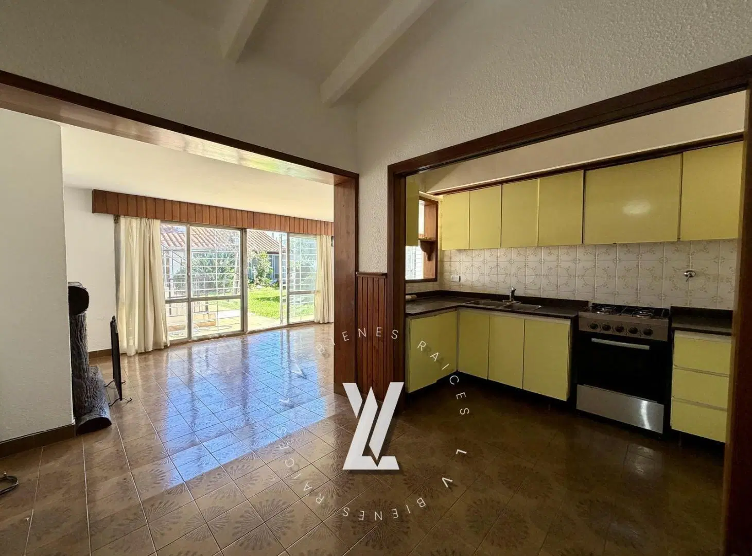 Casa 4 ambientes en venta en Quilmes Oeste - apto crédito 2
