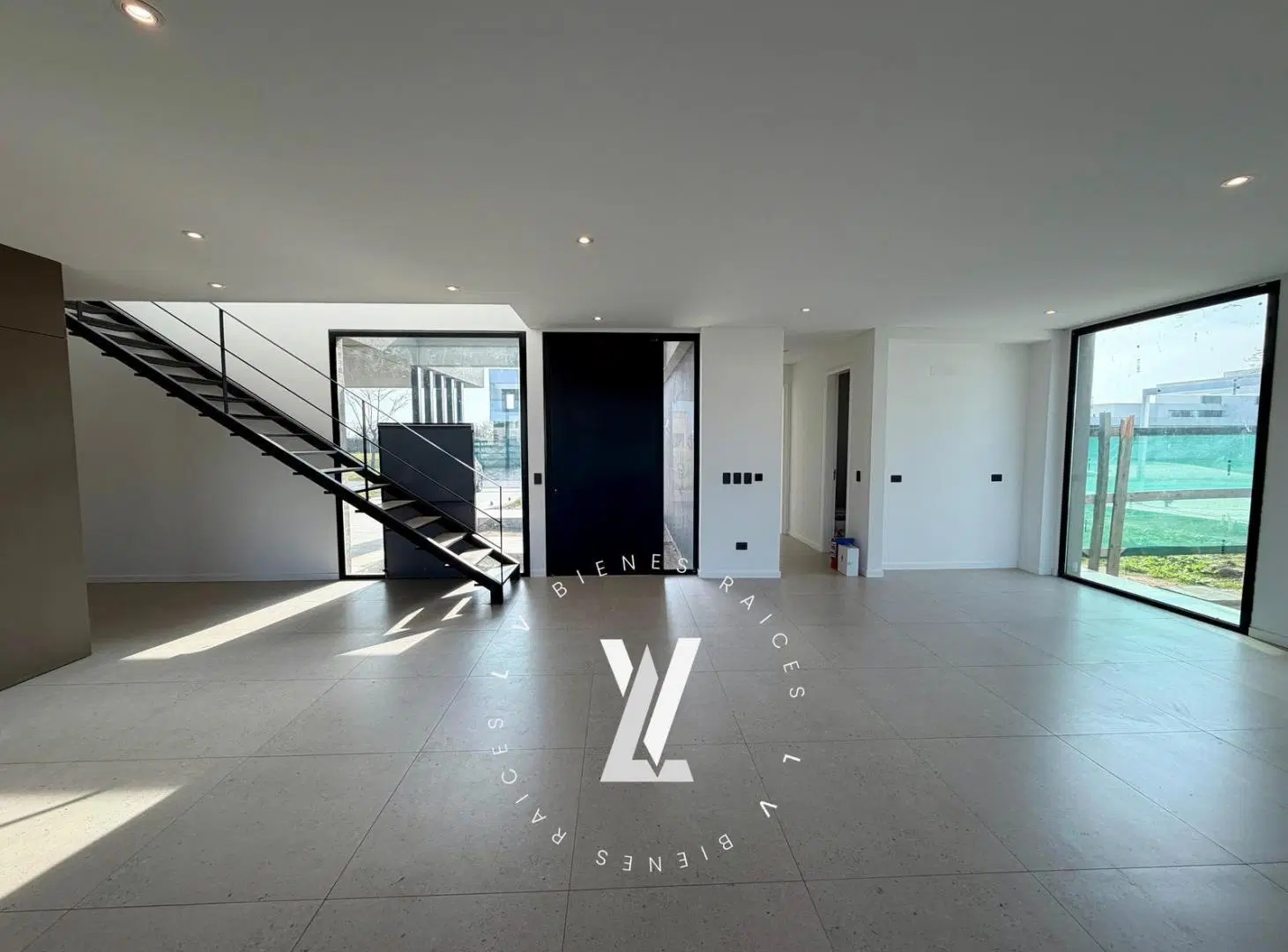 Moderna casa 5 amb en venta en Puerto Nizuc 1