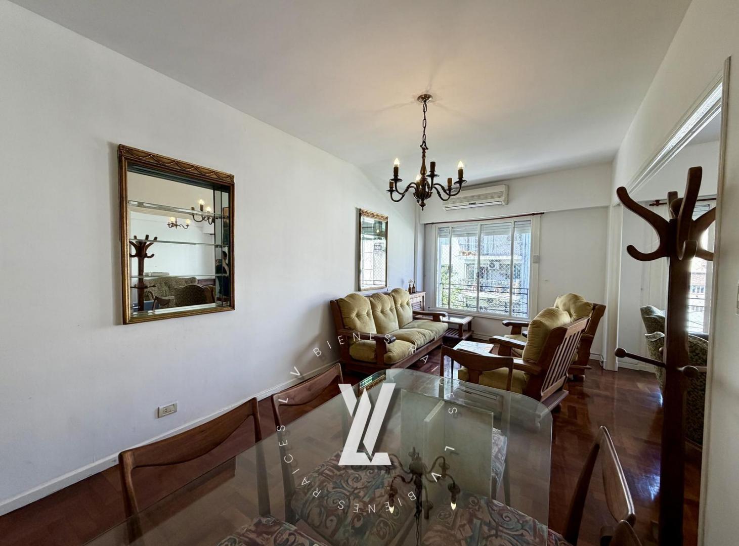 Foto de Departamento 4 ambientes c/dependencia en venta en Caballito - Apto, imagen 3