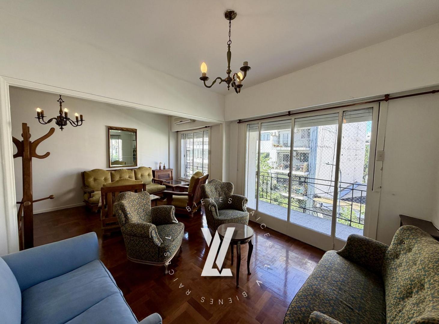 Foto de Departamento 4 ambientes c/dependencia en venta en Caballito - Apto, imagen 2