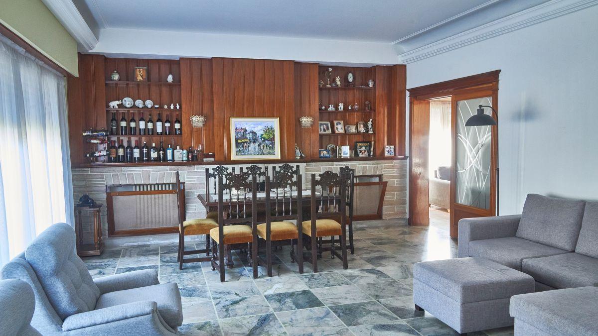 Foto de VENTA - MAGNIFICO CHALET DE ESTILO EN BARRIO LOS TRONCOS, imagen 3