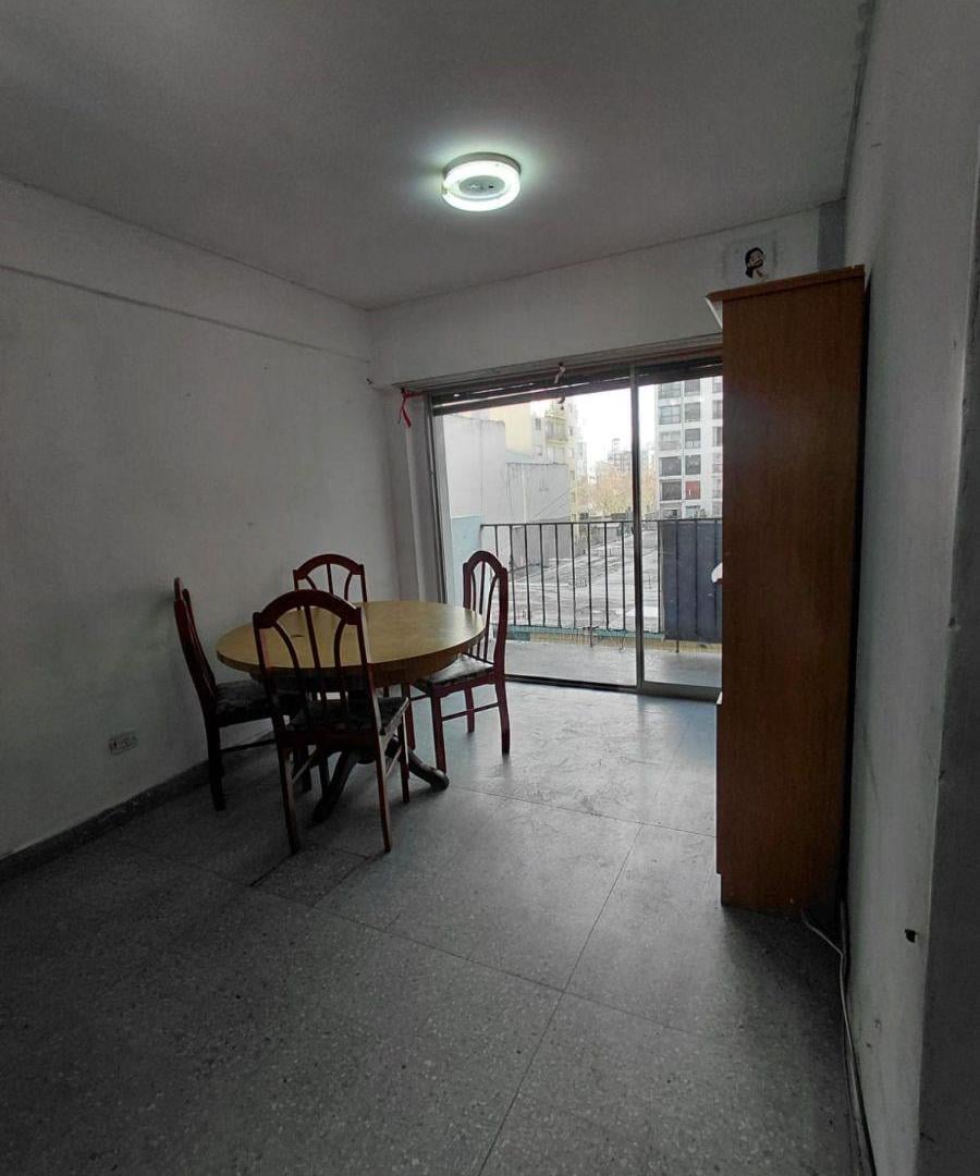 Foto de ALQUILER - DEPTO. 2 AMBIENTES A LA CALLE - ZONA CENTRO, imagen 4