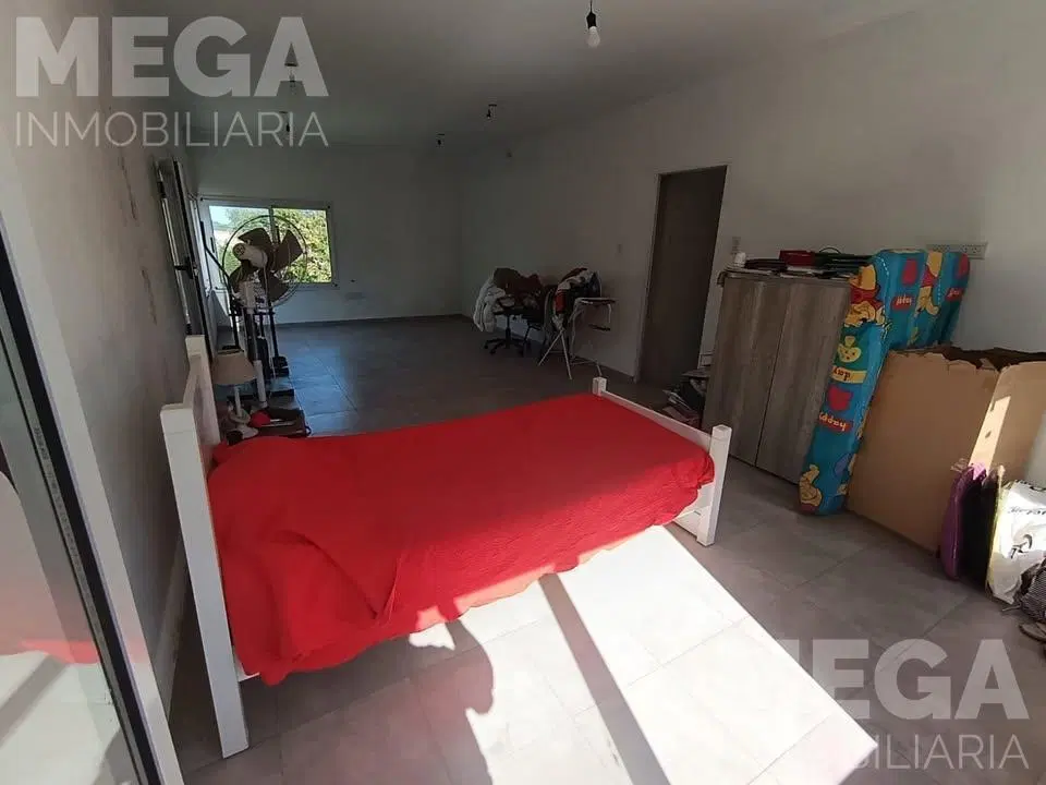 Las Azaleas 4558. Casa en Venta Las Acacias. 5