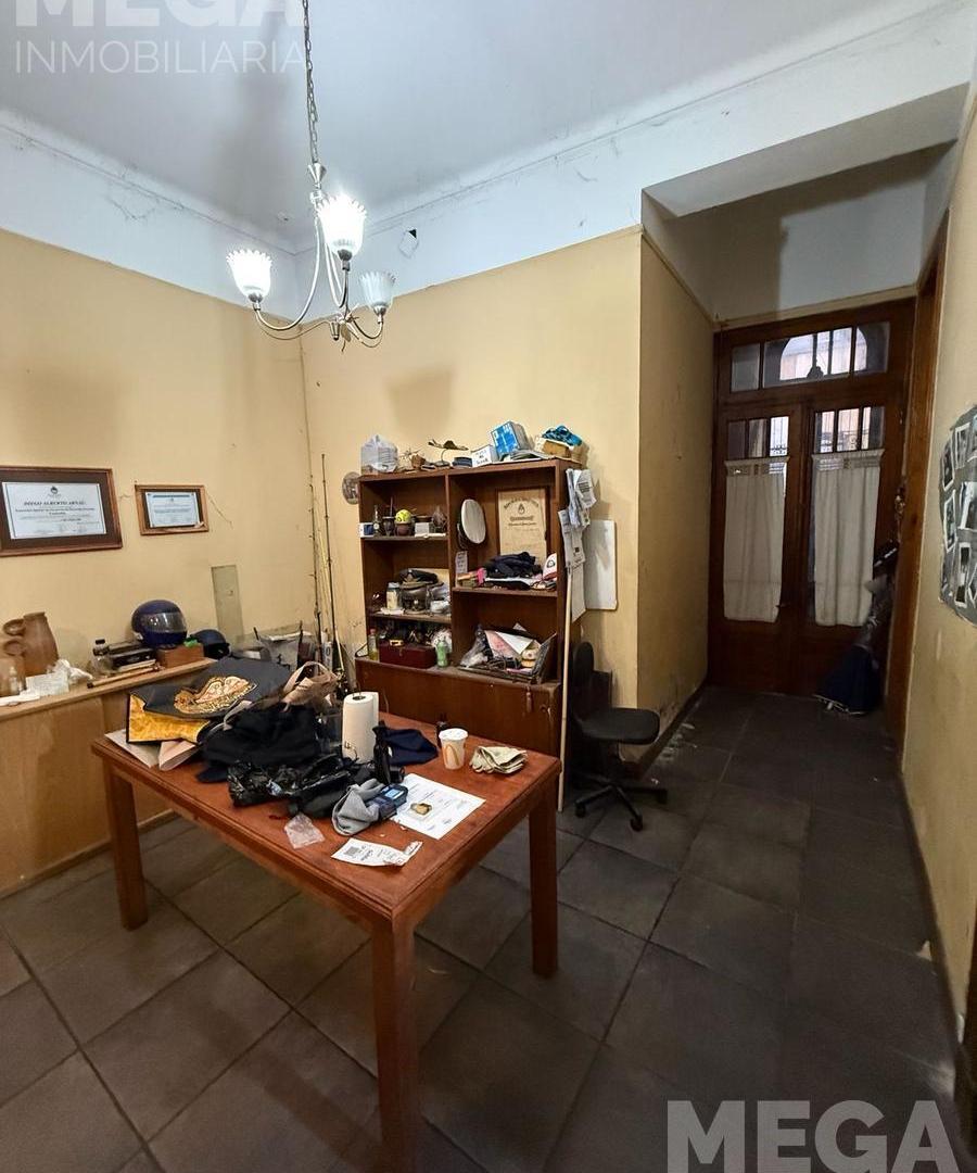 Italia 18. Casa en venta