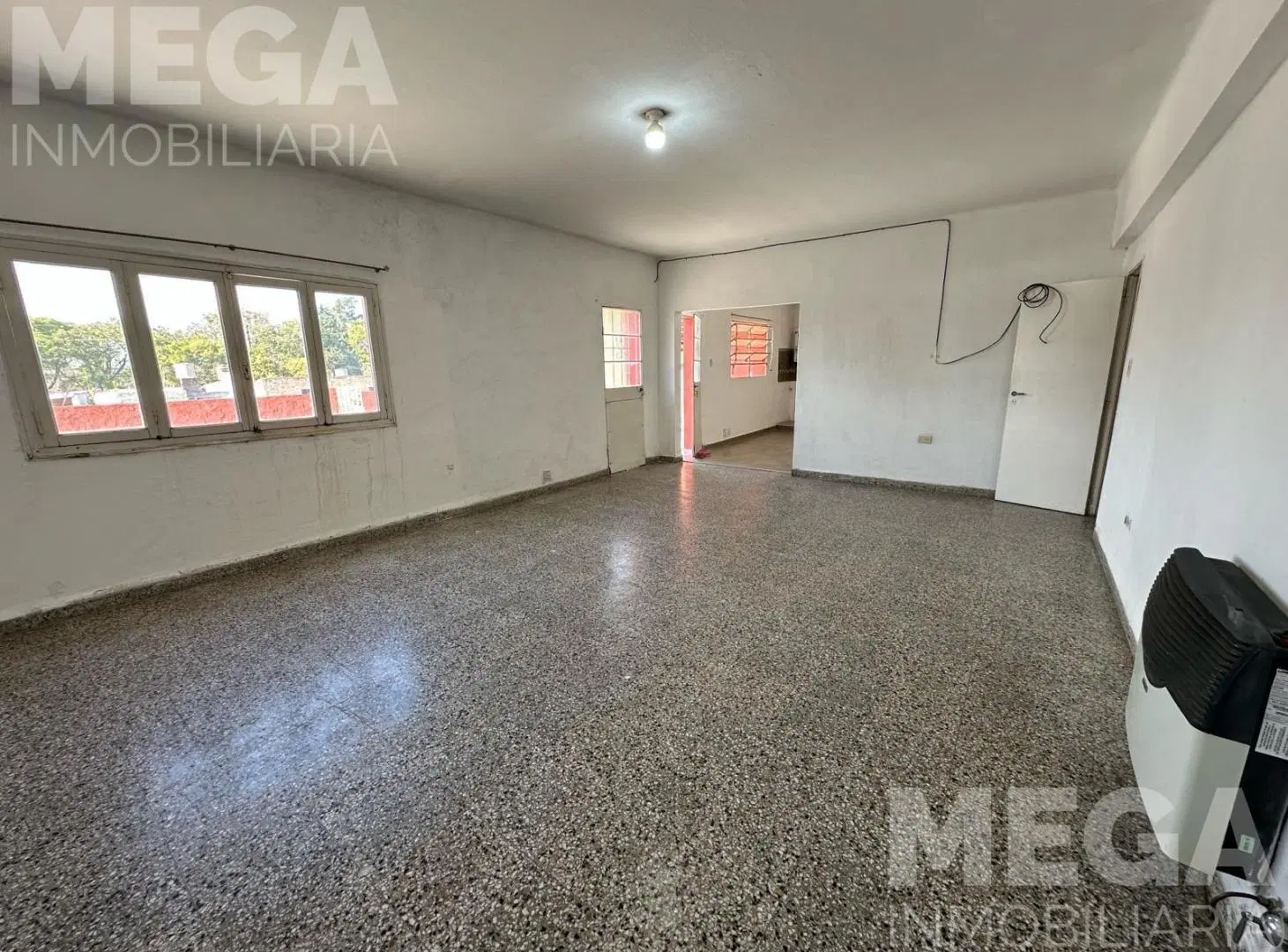 Av. Zanni N°979 | Departamento en Alquiler - 2 Dormitorios con Espectacular Terraza! 1