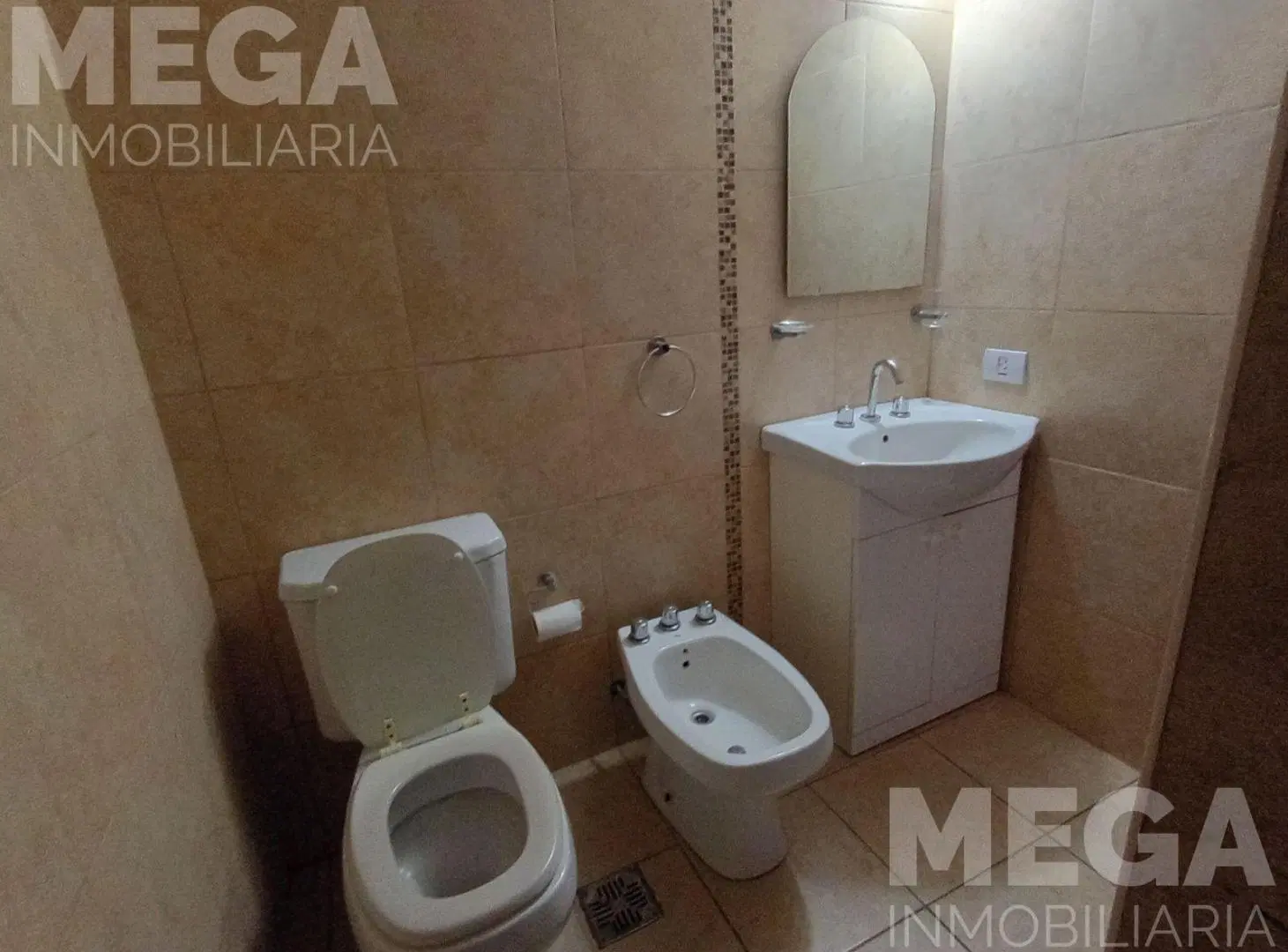 PERON 70. DEPARTAMENTO 1 DORMITORIO.ALQUILER 3