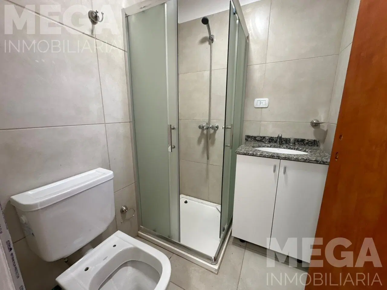 Alem al 800. Local Comercial en Venta 1