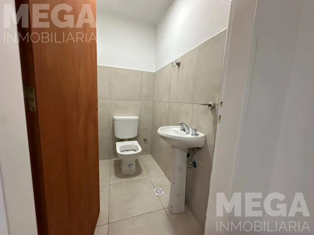Alem al 800. Local Comercial en Venta 2
