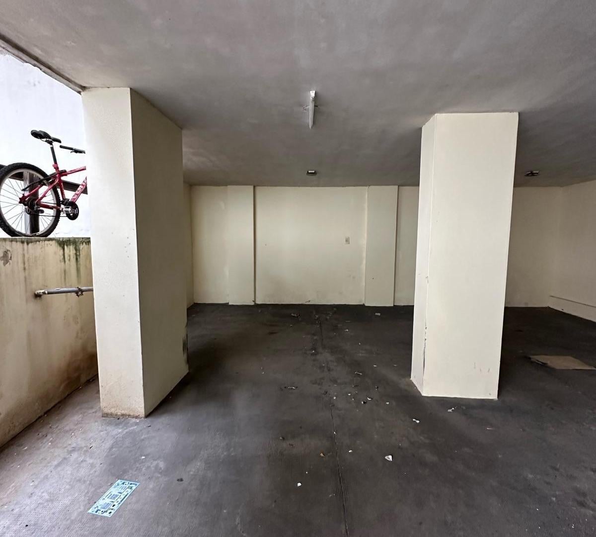 Andres Pazos N°128. Alquiler de Cochera Techada en Planta Baja - Zona Centro, Paraná