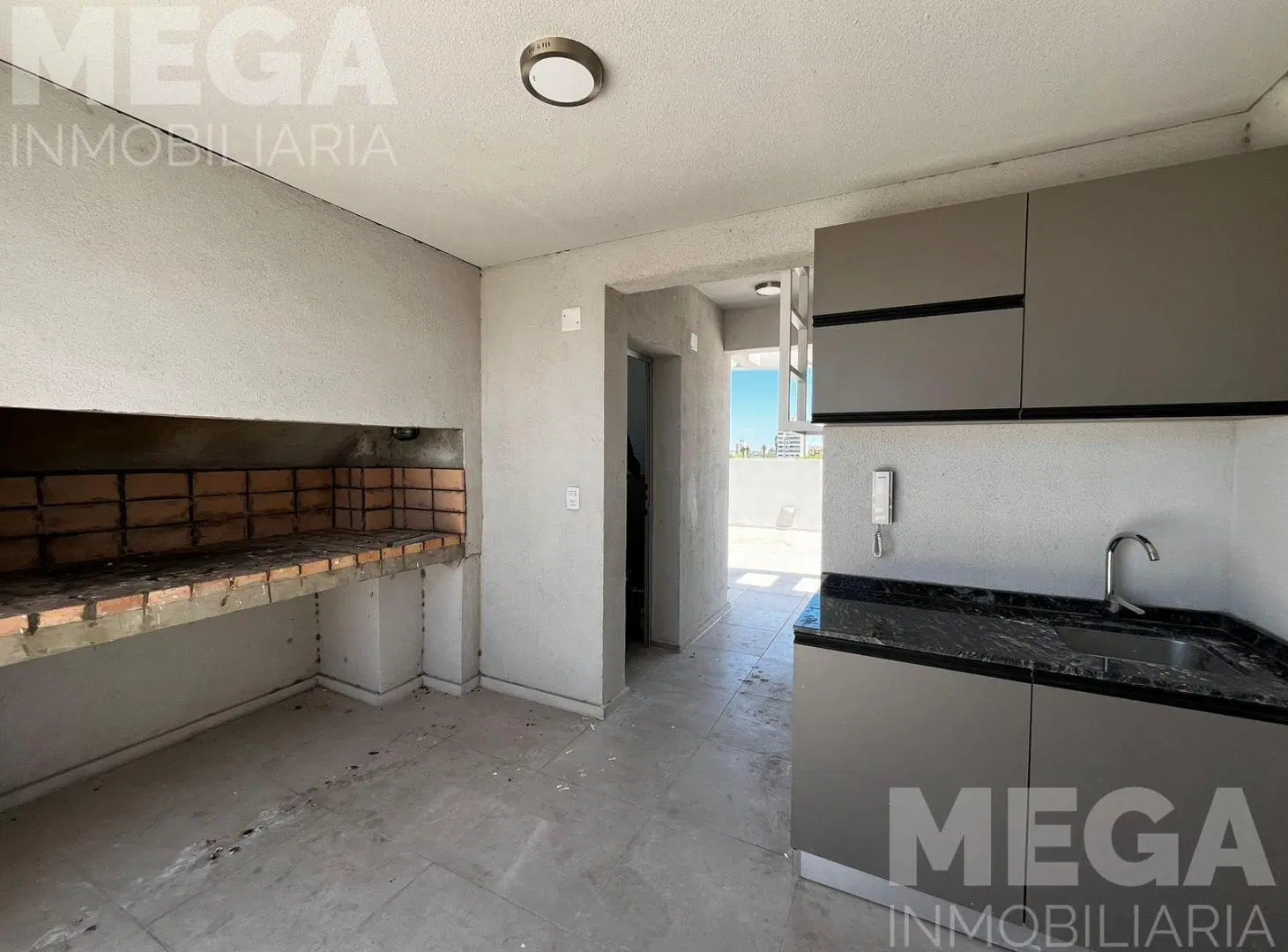 25 de mayo 613 3er piso. Se Alquila Departamento con Amenities 3