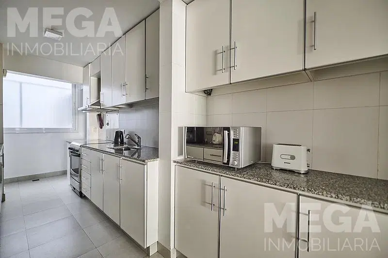 Juncal 975. Departamento de 3 dormitorios en Venta. 1