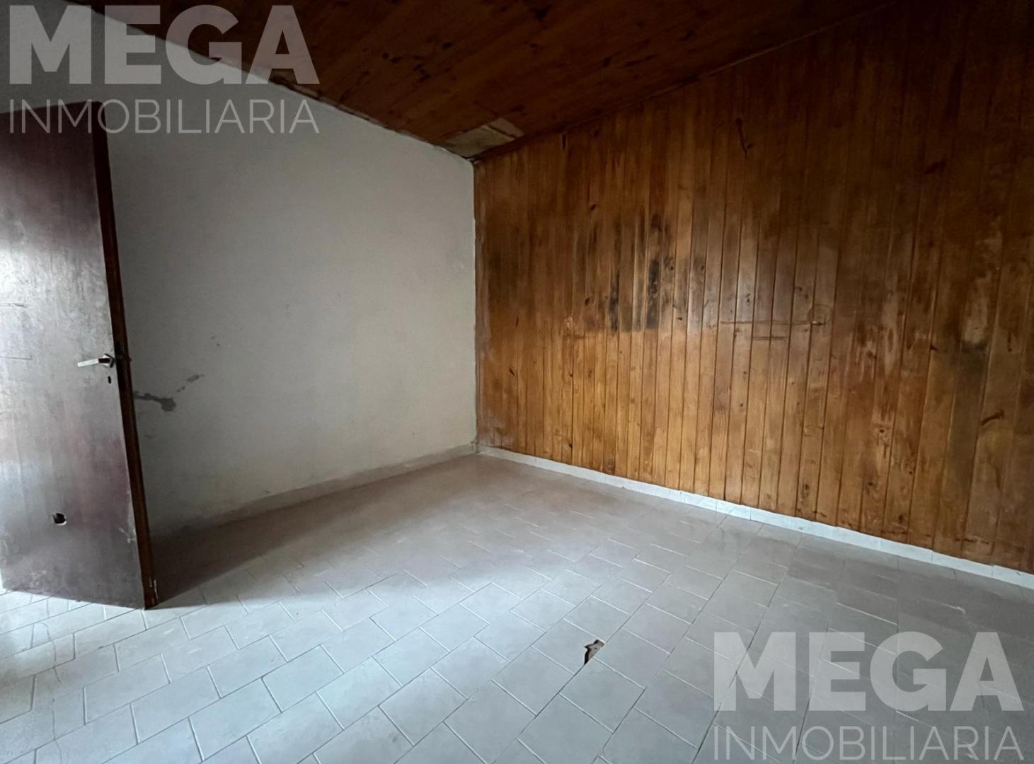 Macia 25. Casa en venta, Interna. A refaccionar