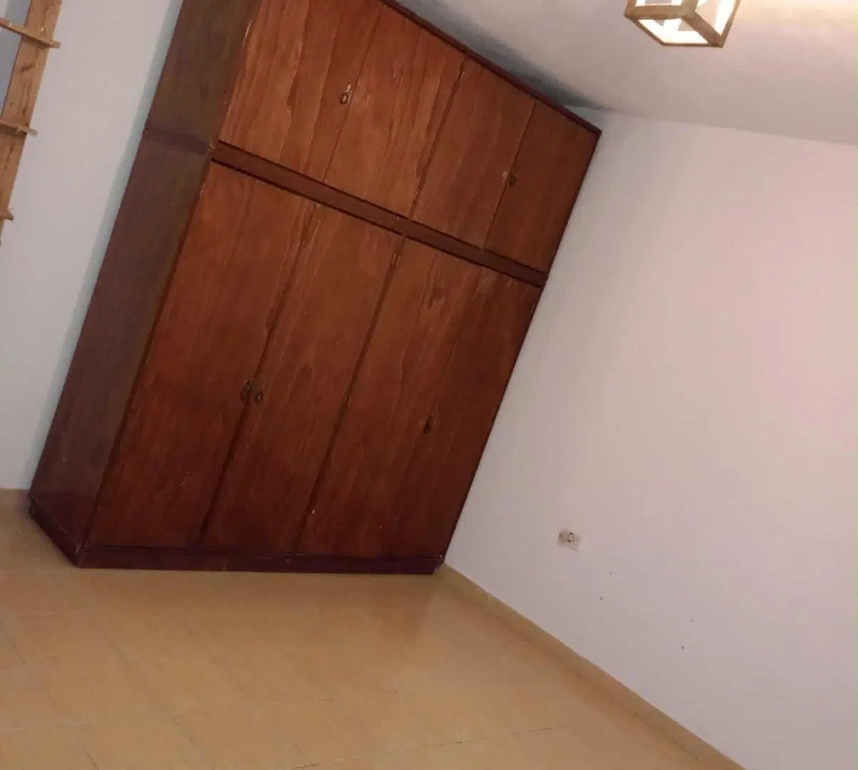 Newbery y Artigas . Casa en venta. 2 dormitorios 1