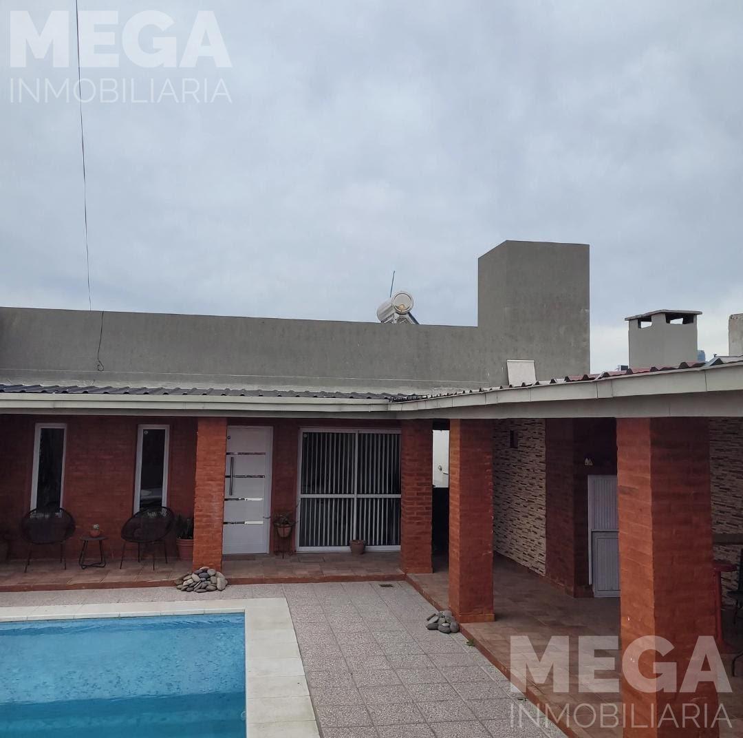 Foto de Roque Saenz Peña y Colombia S/N San Benito - CASA EN VENTA, imagen 1