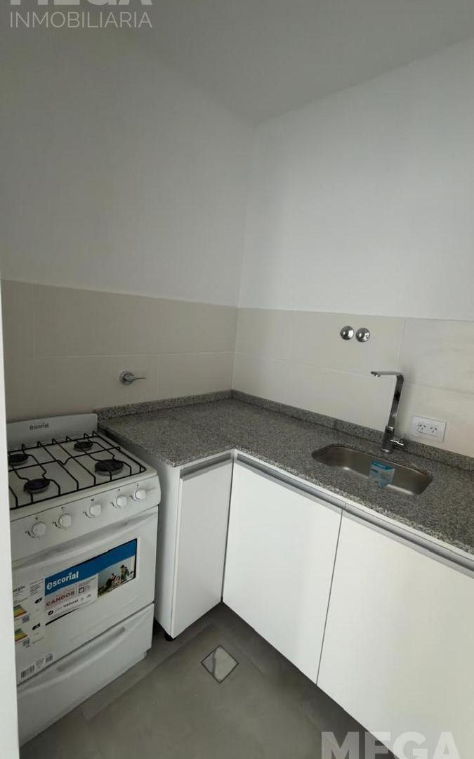Foto de Andrés Pazos 523. Monoambiente en Alquiler 22m2 (contrafrente), imagen 3