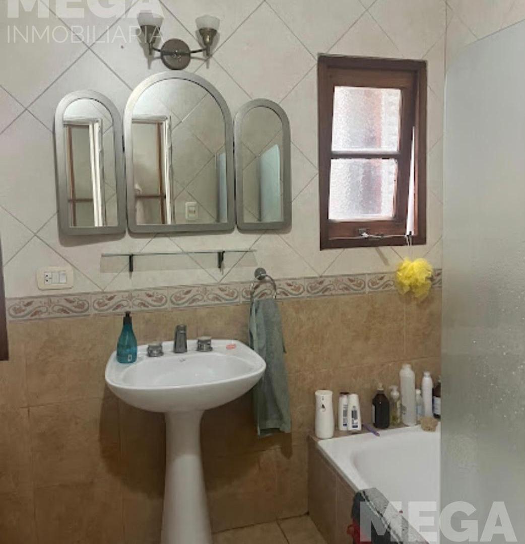 Foto de Salta 256 - CASA EN VENTA, imagen 2