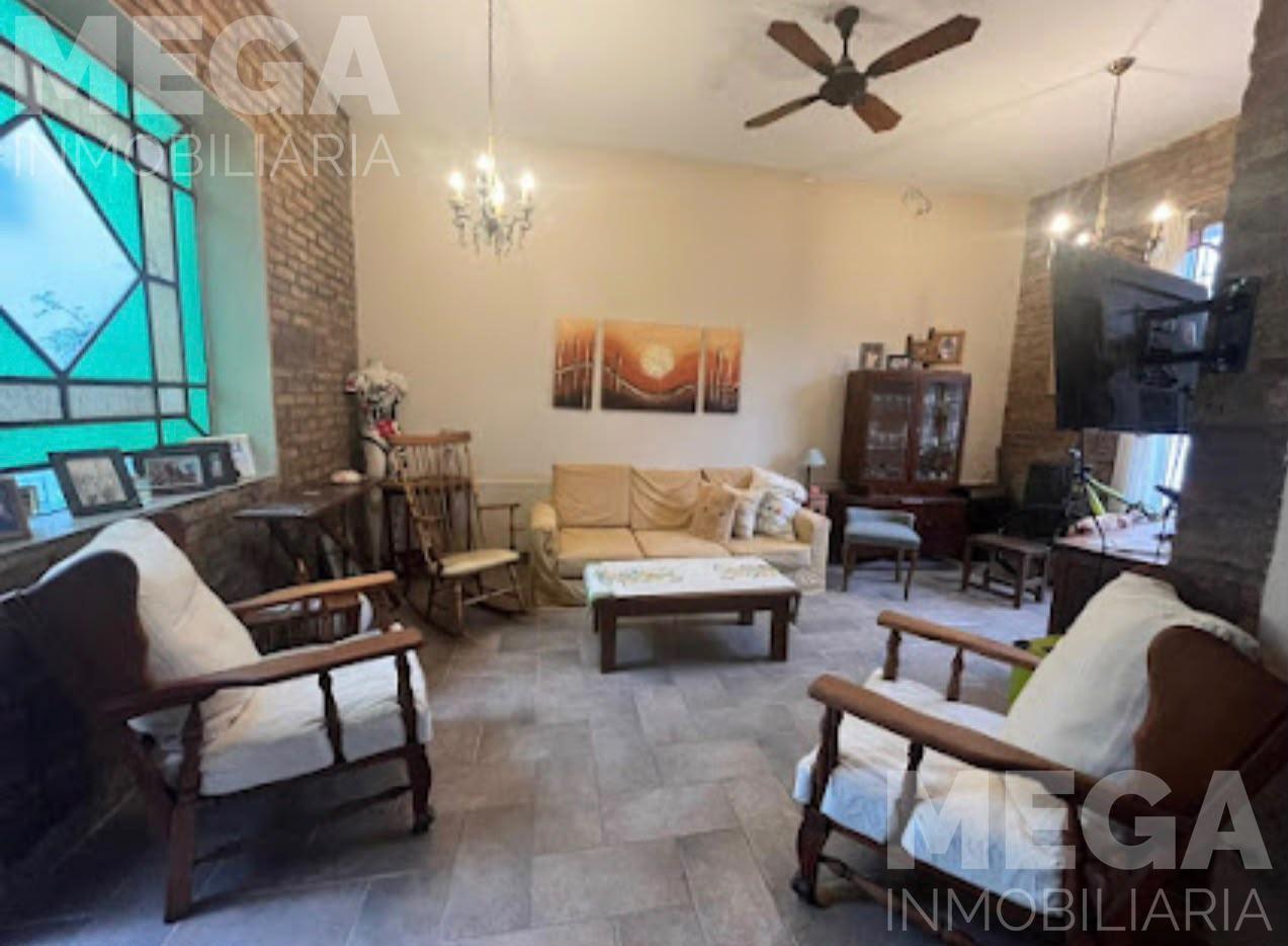 Foto de Salta 256 - CASA EN VENTA, imagen 4