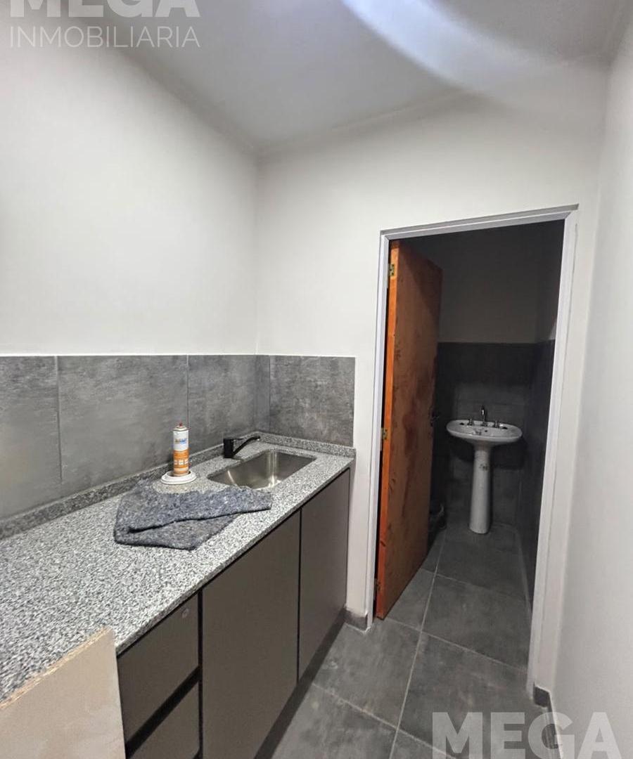 Foto de Local Av. Zanni y Ricardo Balbin. Local a estrenar en Alquiler en Paraná, imagen 4