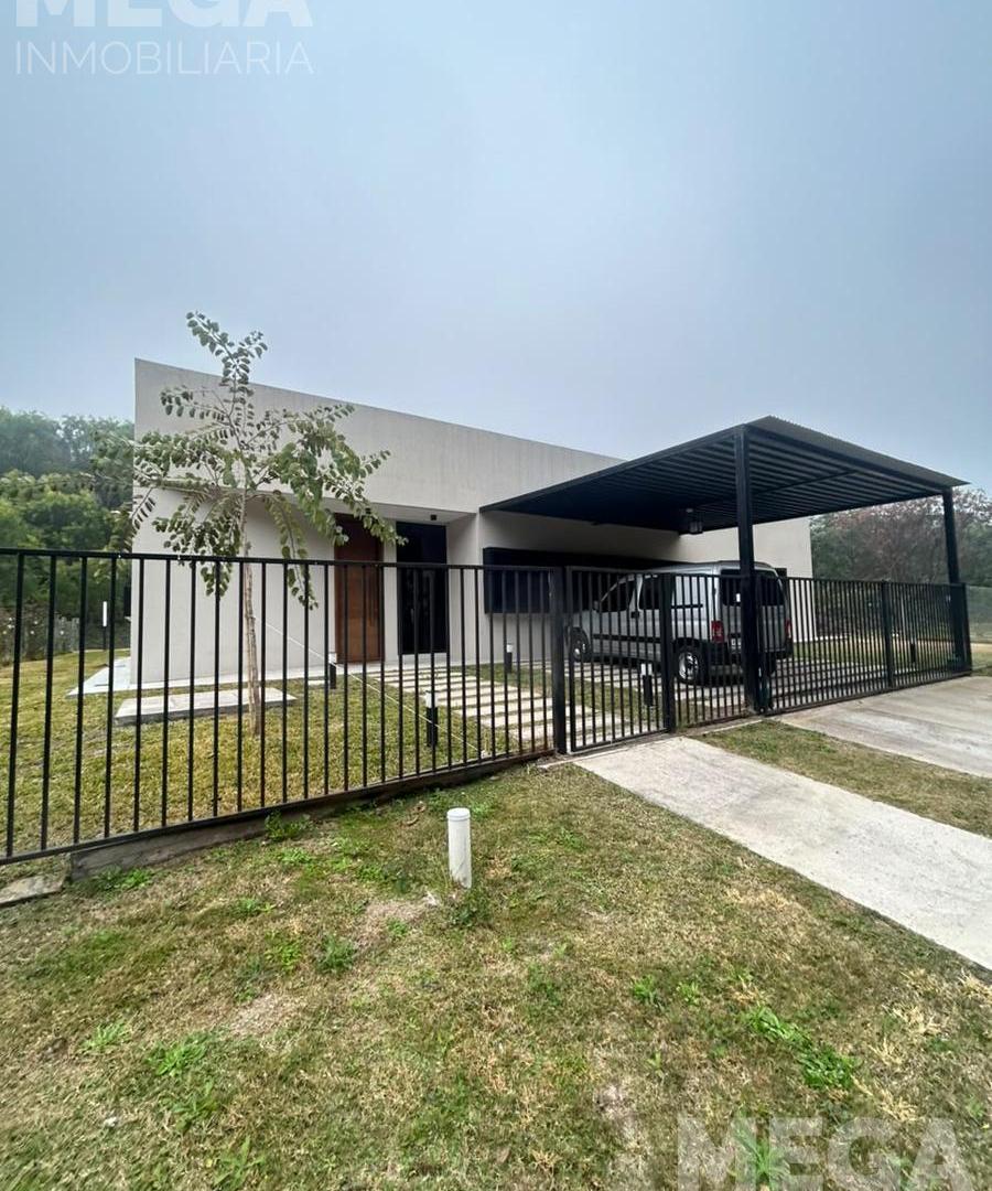 Foto de Av. José Manuel Estrada 2011. EXCLUSIVA CASA EN VENTA | PUERTO URQUIZA, imagen 1