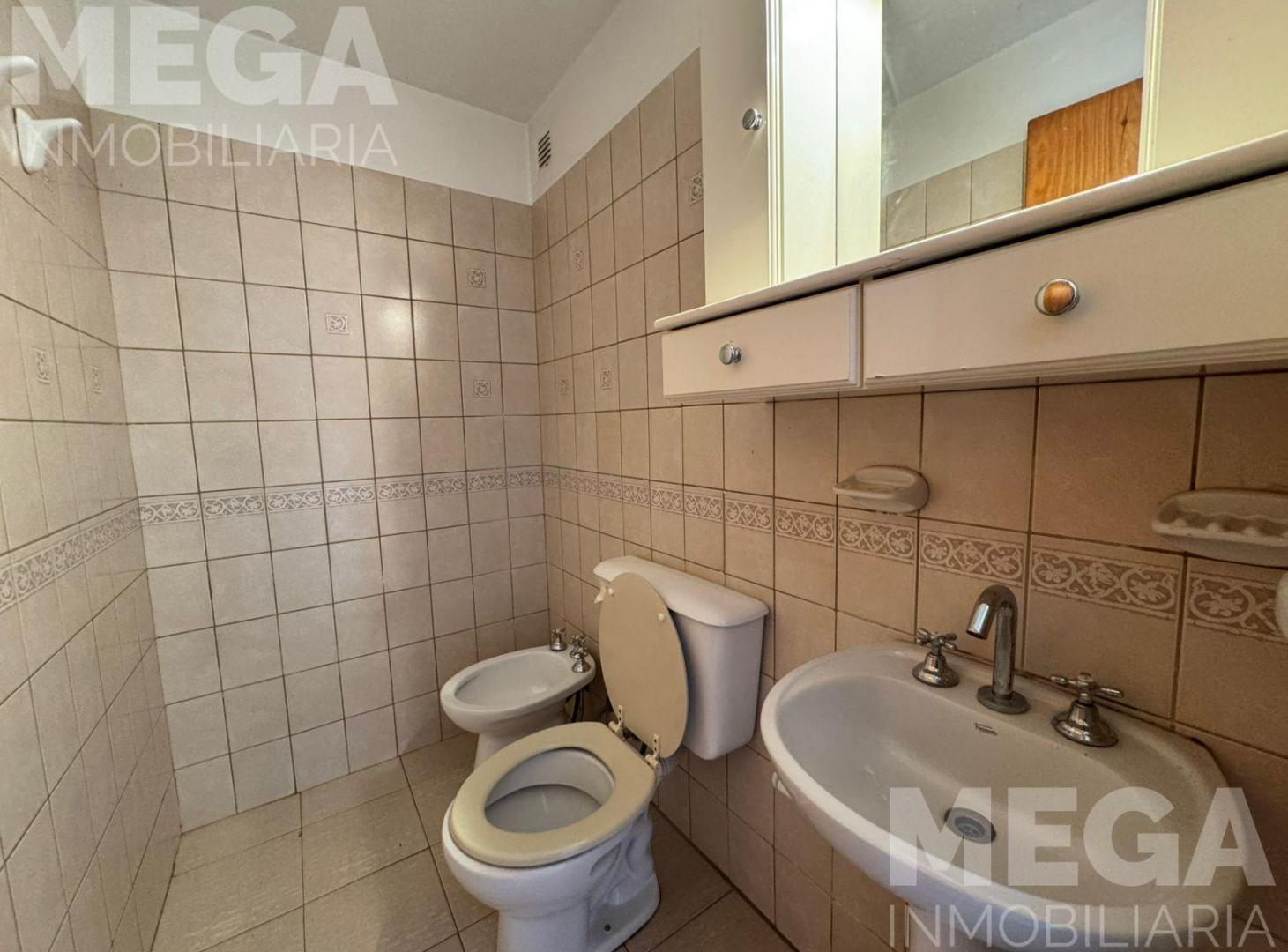 Foto de Cervantes 550 piso 10. Excelente Departamento Tres dormitorios En, imagen 3
