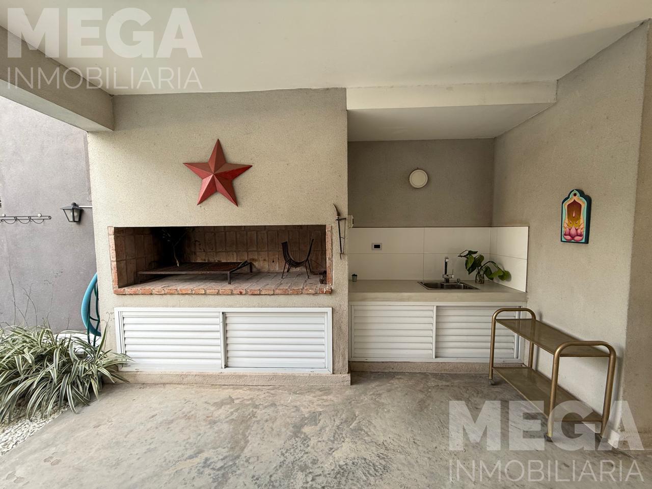 Foto de Augusto Bravard 44. Casa en venta, imagen 1