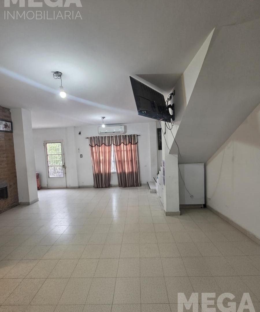 Foto de Casa 3 dorm, 2 baños, cochera, patio norte y parrilla - Apta crédito, imagen 2
