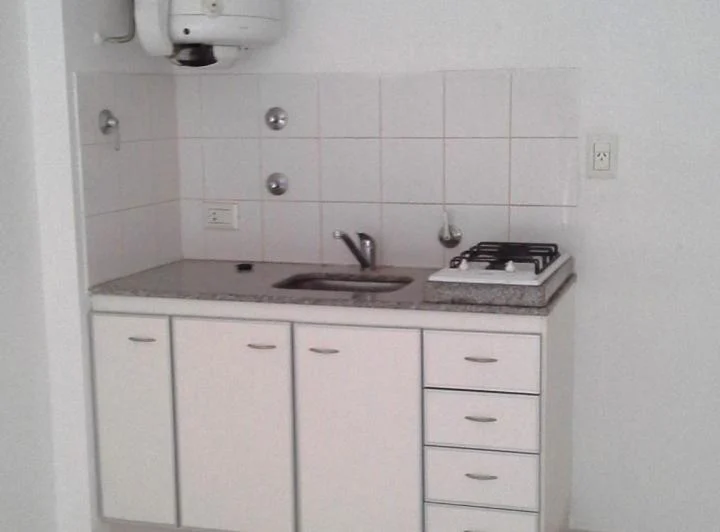 LUMINOSO MONOAMBIENTE 2