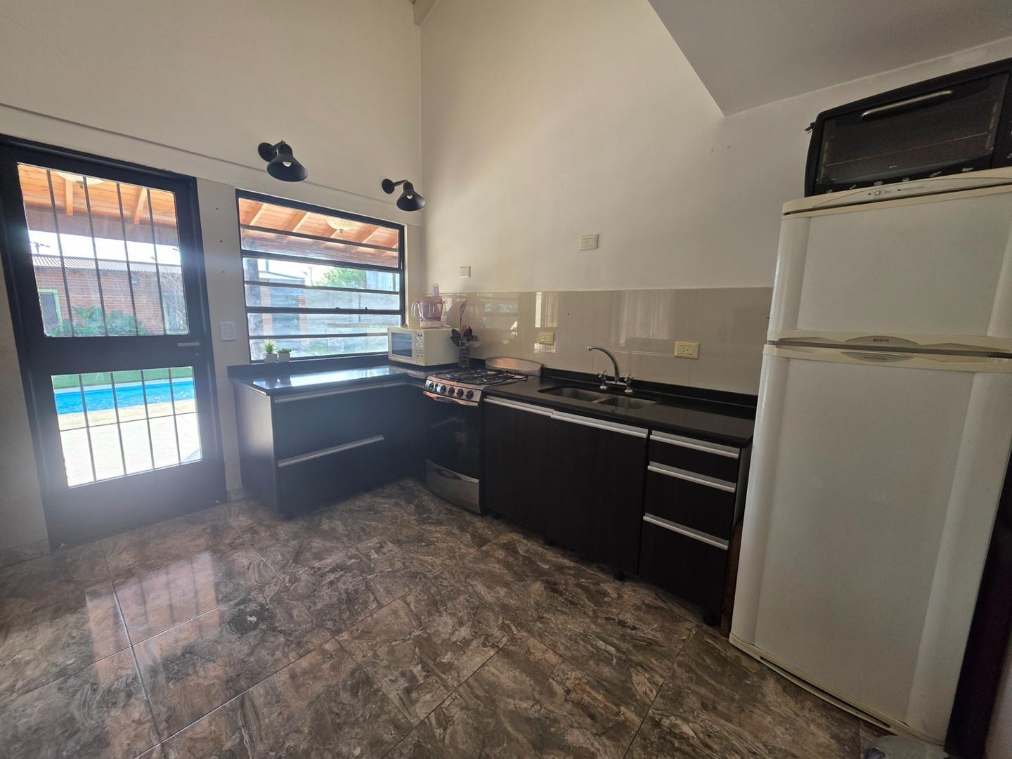 Foto de VENTA Casa 4 amb | 1000 m de Parque + Pileta | Benavidez, imagen 4