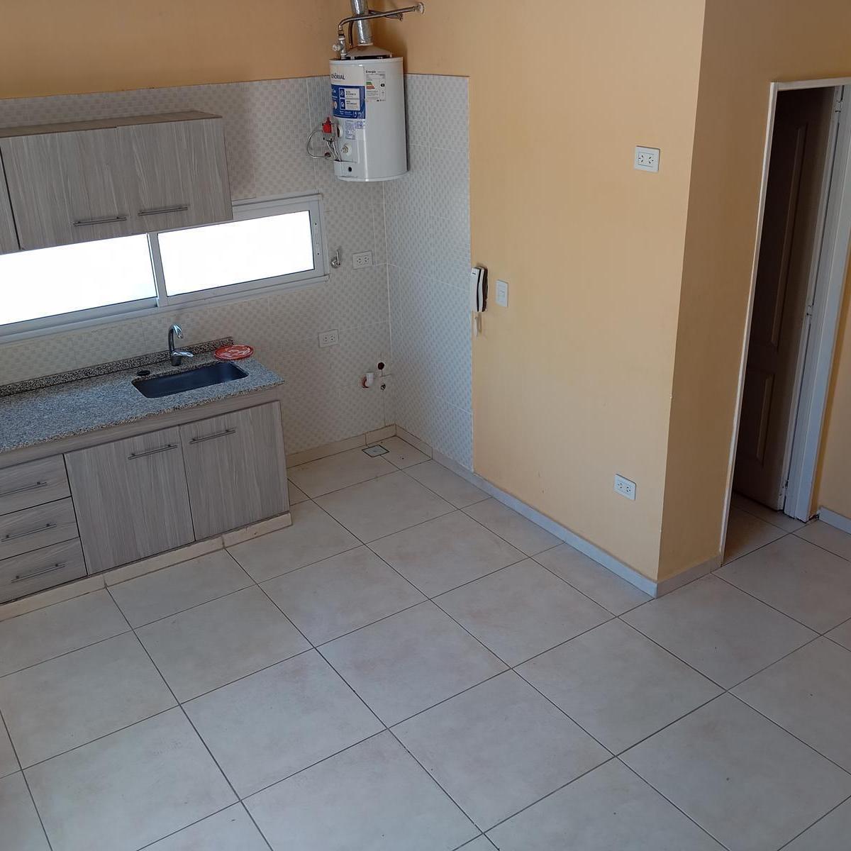 Departamento 2 Ambientes en Venta, Monte Grande, con Cochera. 1