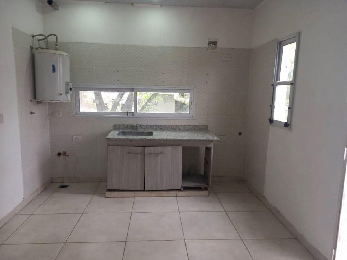 Foto de Departamento en PH en Alquiler 2 ambientes, Monte Grande, imagen 3