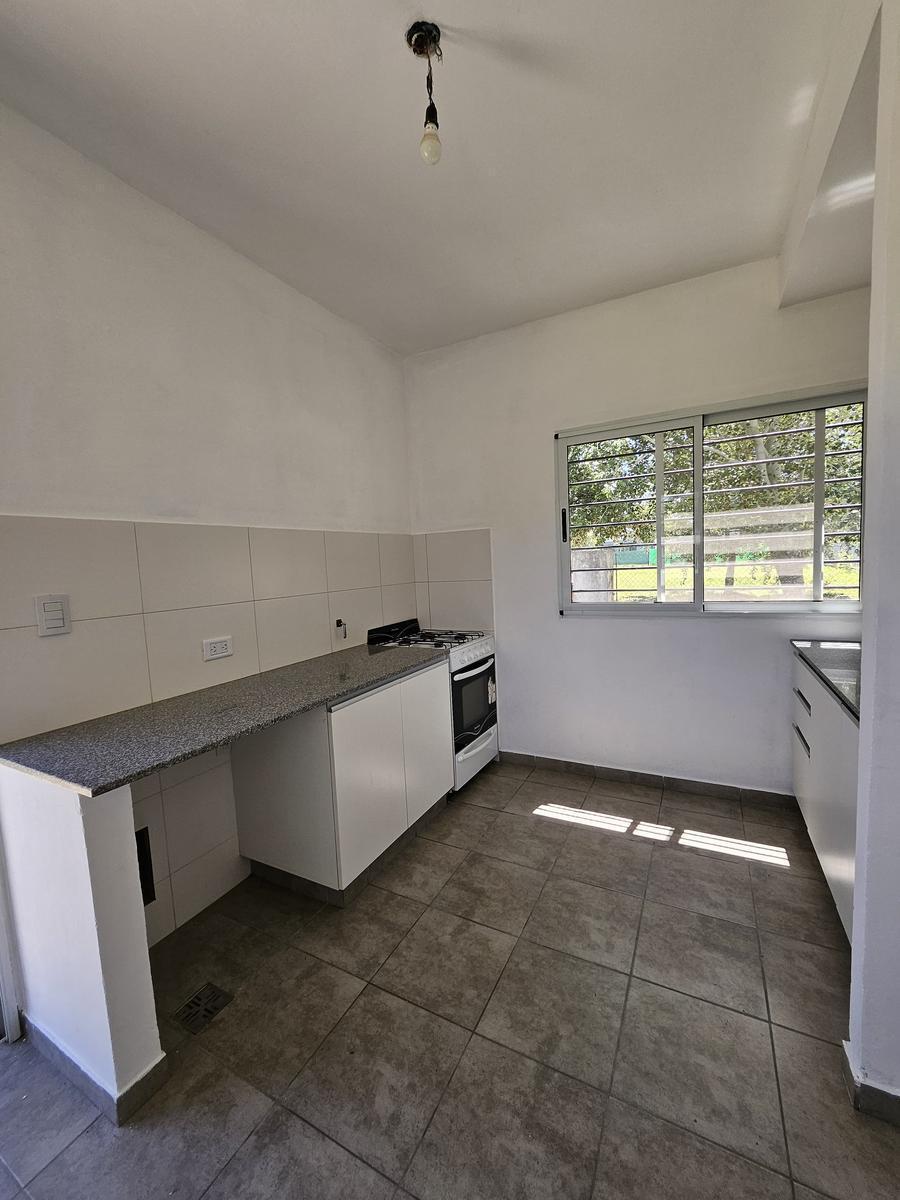 Foto de VENTA - CASA DE DOS DORMITOROS - TIERRA DE SUEÑOS 3 - ROLDAN, imagen 2