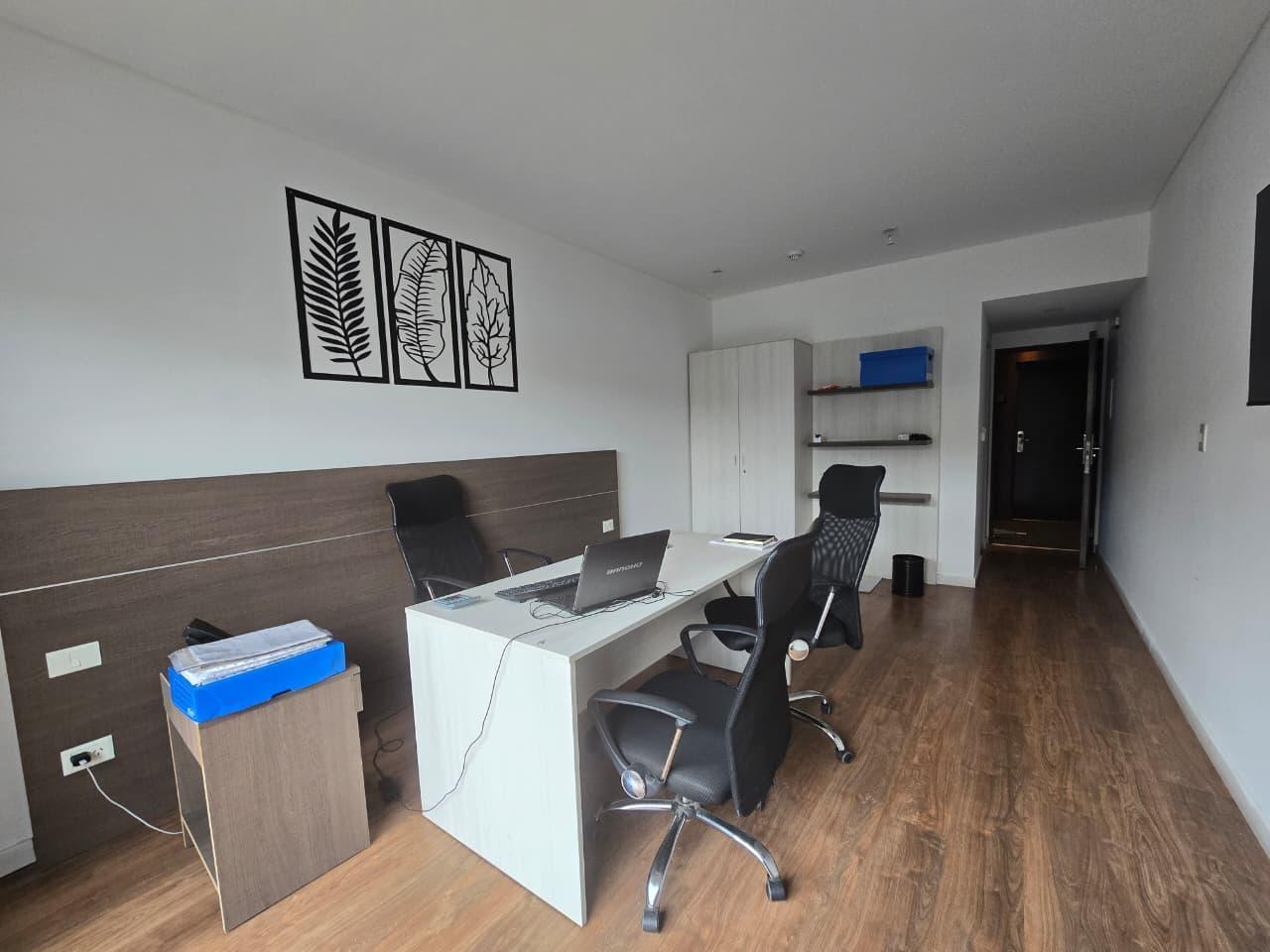 Foto de VENTA-OFICINA-EN IMPORTANTE HOTEL DE ROSARIO-BV. RONDEAU 100- ROSARIO, imagen 1
