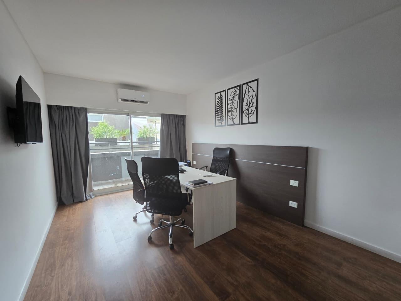 VENTA-OFICINA-EN IMPORTANTE HOTEL DE ROSARIO-BV. RONDEAU  100- ROSARIO