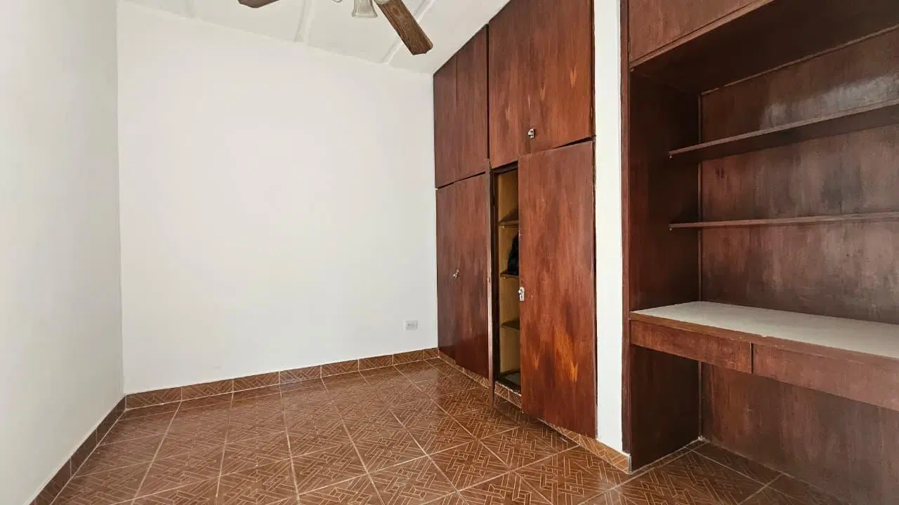 DEPARTAMENTO DE PASILLO - 2 DORMITORIOS - TERRAZA - RICCHIERI 900 4