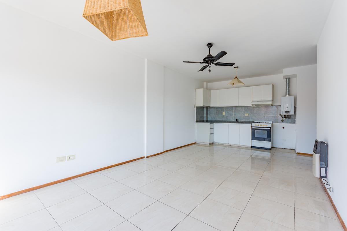 Venta-Departamento dos dormitorios- APTO CRÉDITO- Avellaneda y Rioja- Echesortu