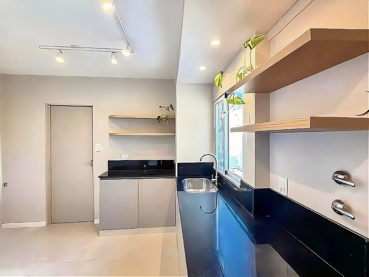 Foto de DEPARTAMENTO TRES DORMITORIOS BARRIO CENTRO TUCUMAN 1300 ROSARIO, imagen 2