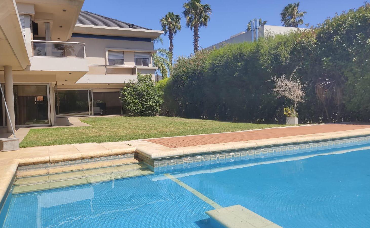 Foto de Casa en venta- Funes Hills- San Marino- cuatro Dormitorios, imagen 3