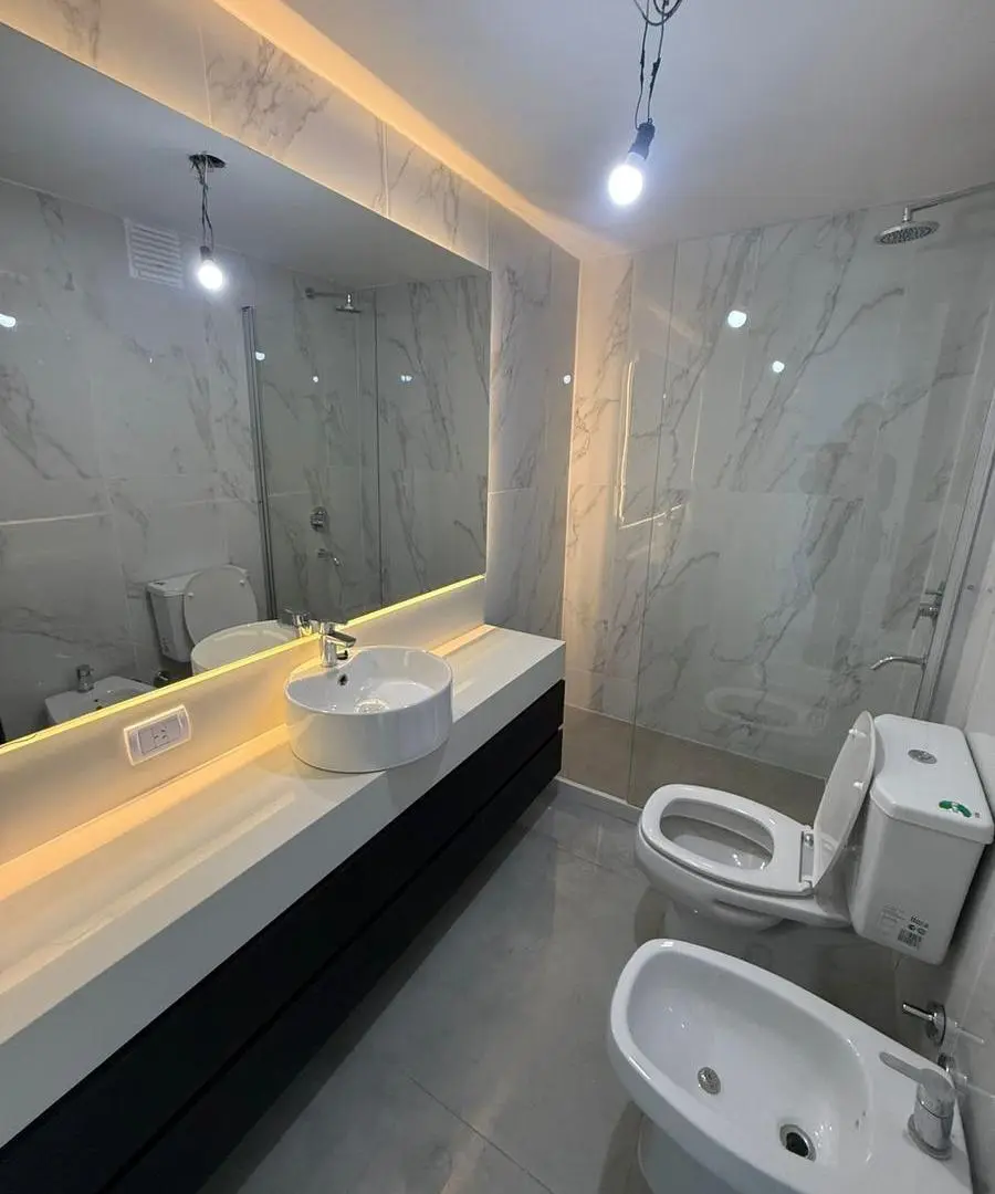 Alquiler de Departamento tres ambientes en Bouelvard Brickell 3